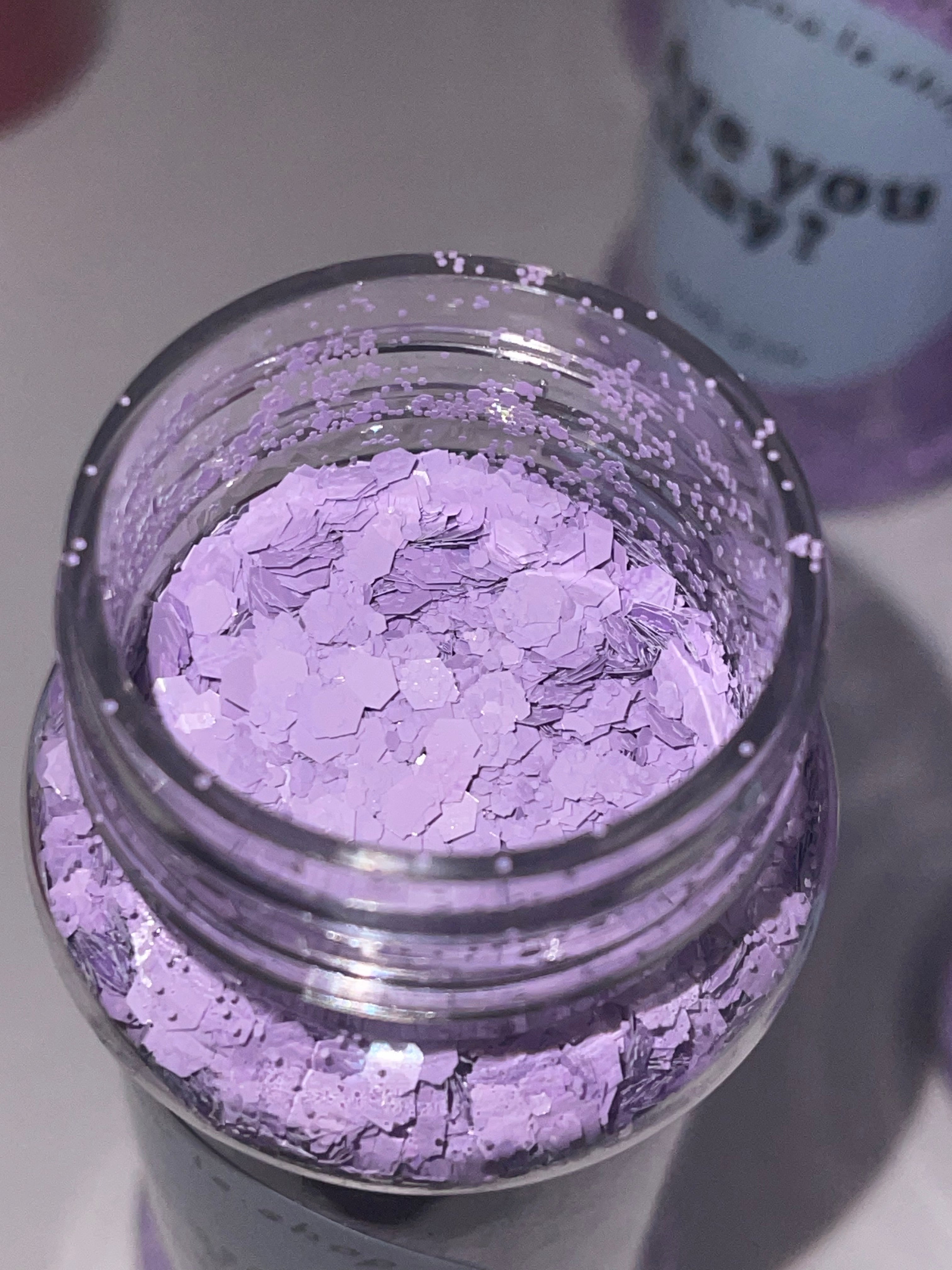 Glitter 2.0-2.3oz by weight 😍