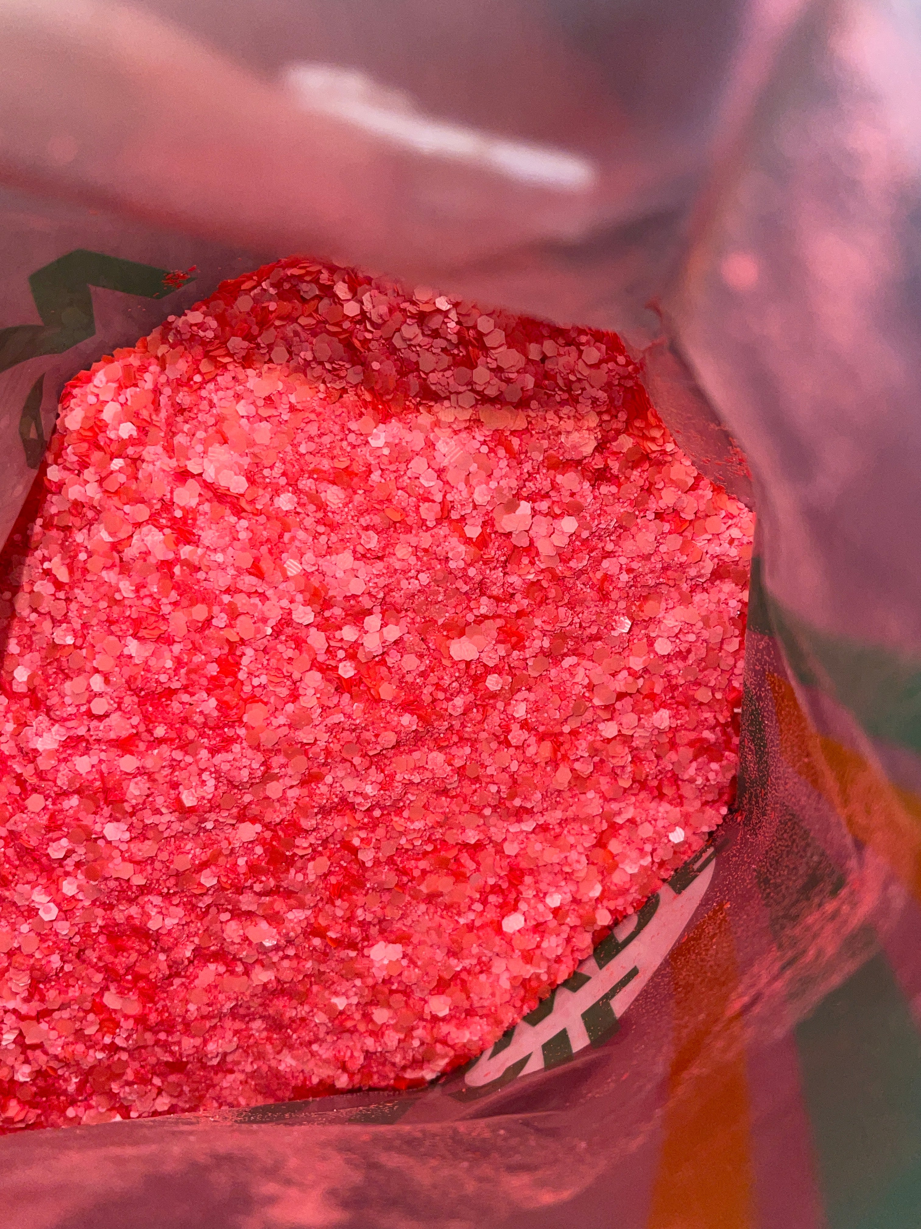 Glitter 2.0-2.3oz by weight 😍