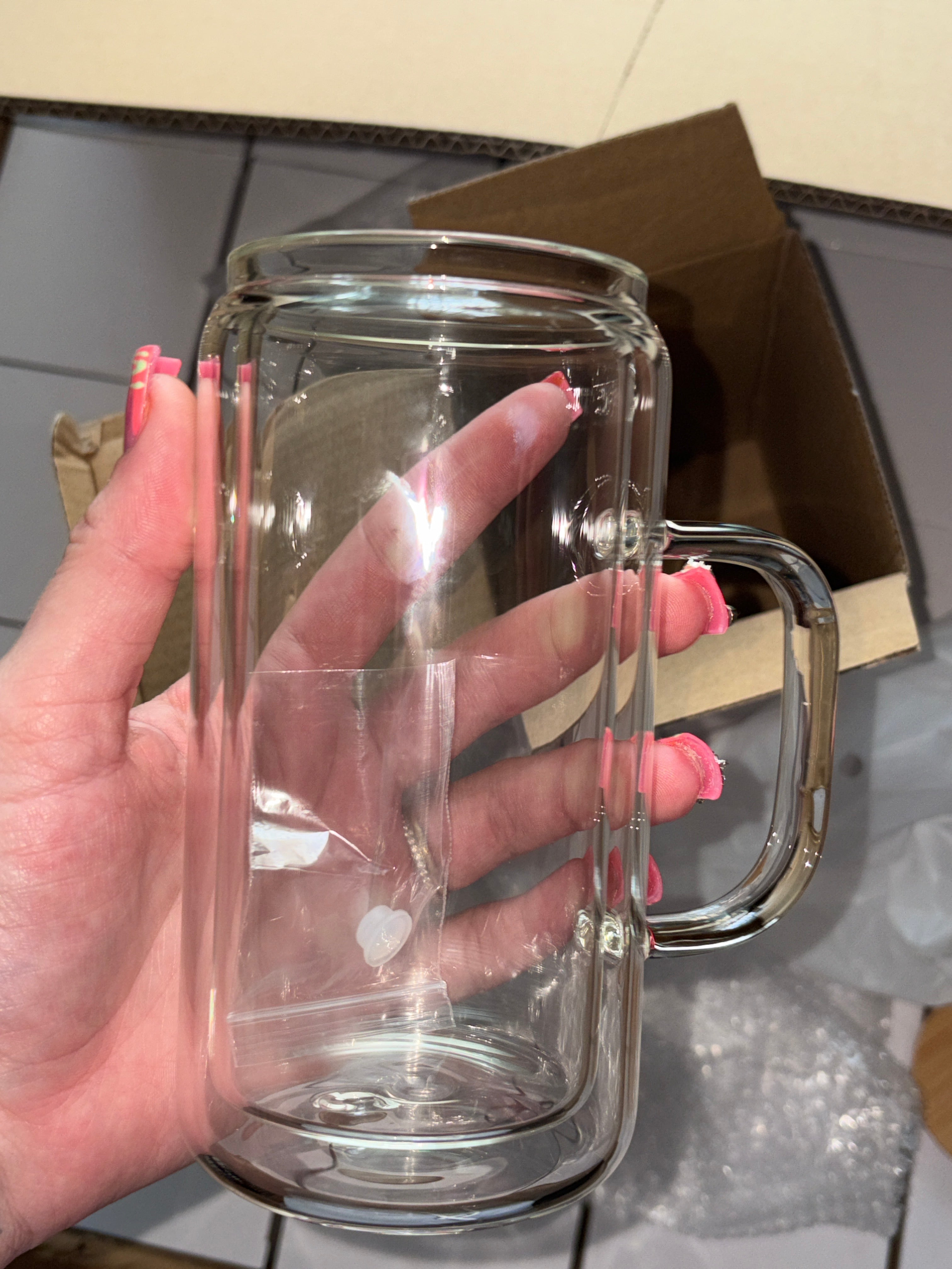 Glass snowglobe with handle (16oz)