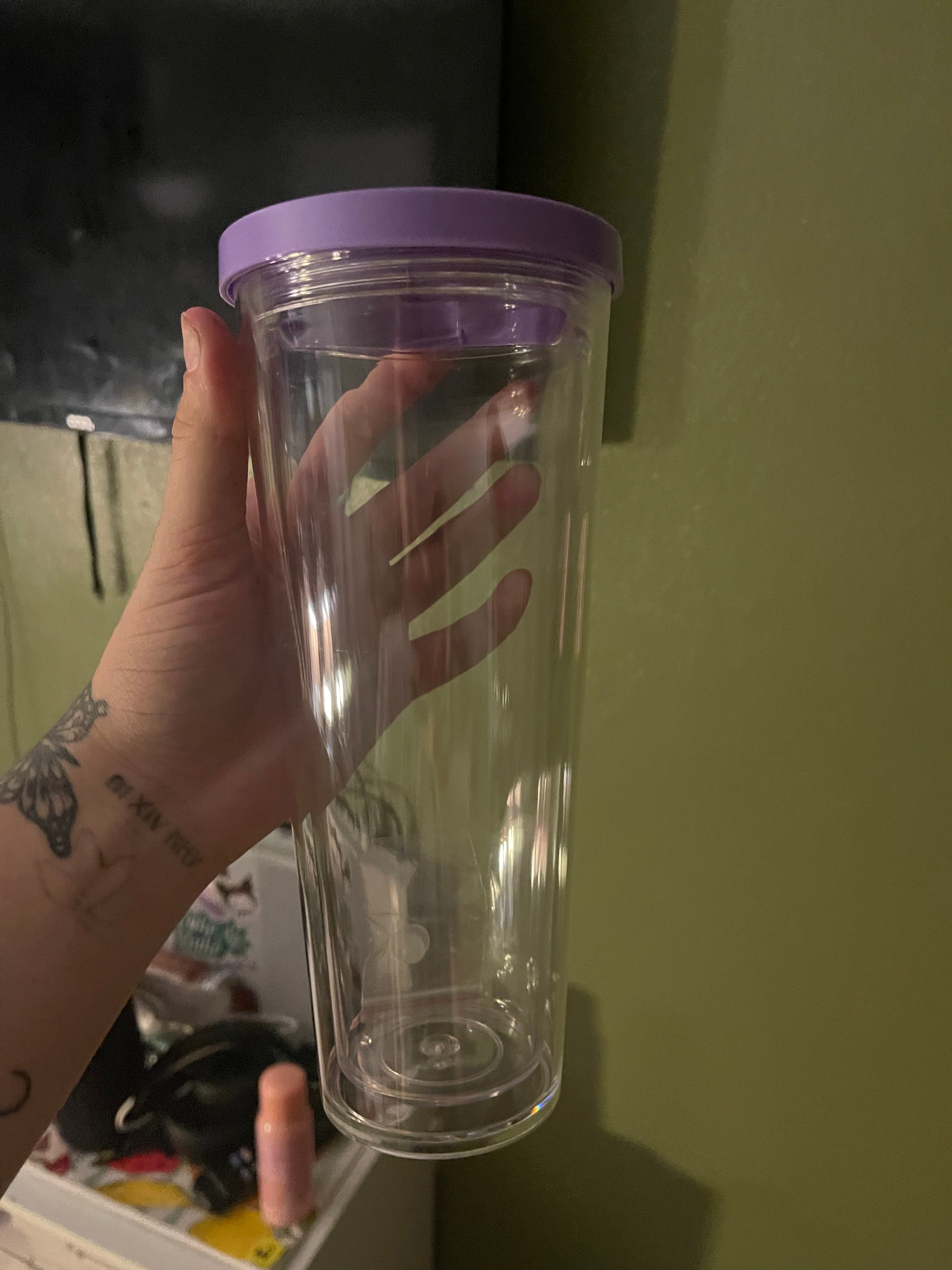 24 oz spill proof cup (boba size straw)