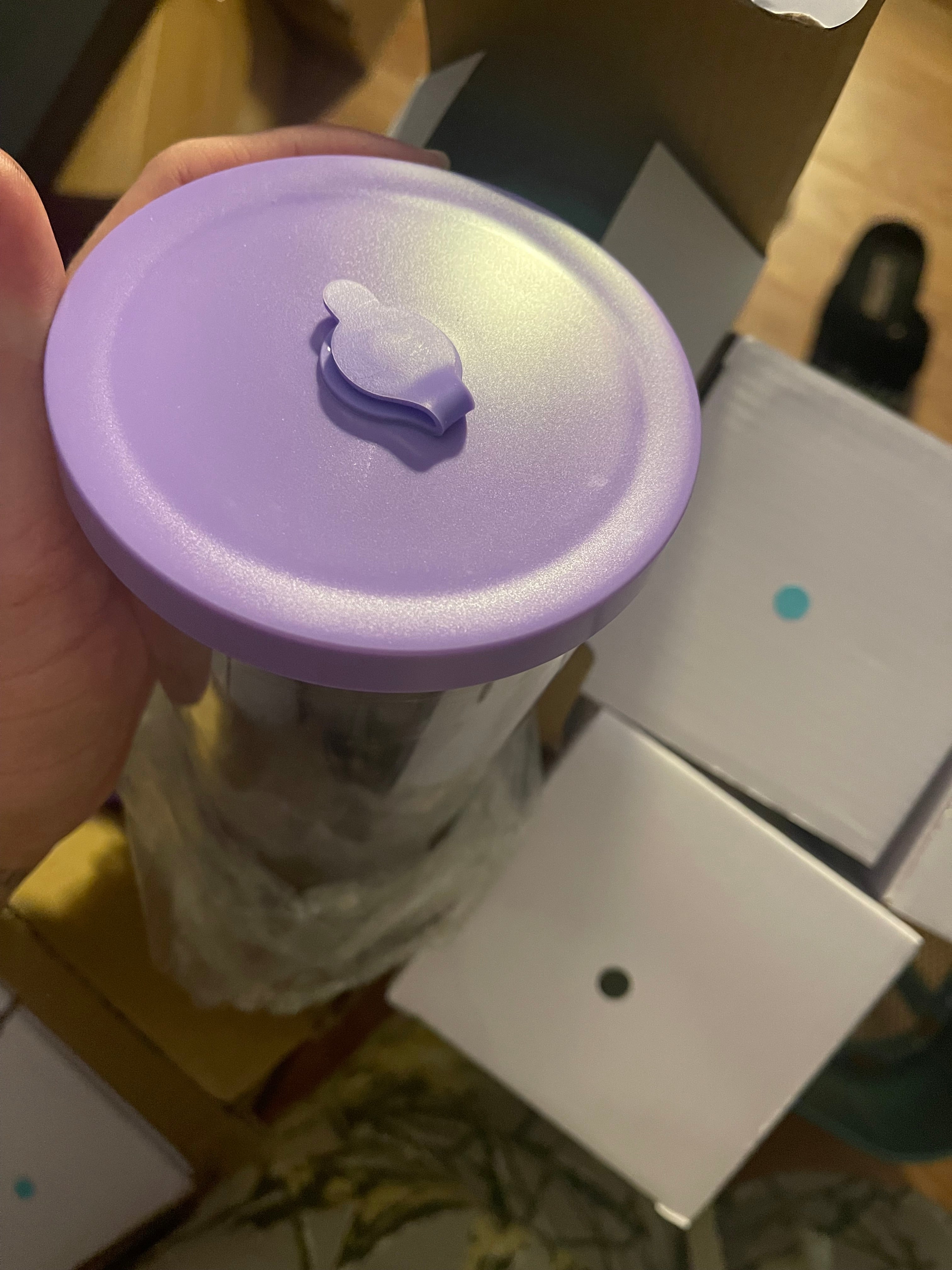 24 oz spill proof cup (boba size straw)